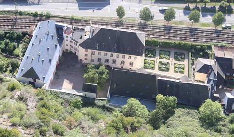Schloss Philippsburg von der Marksburg aus