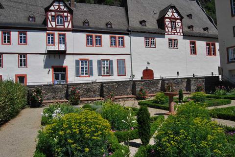 Schloss Philippsburg mit Garten