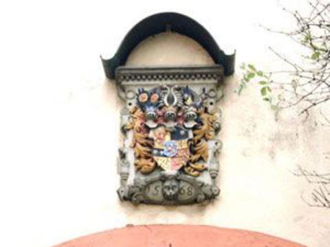 Hessisches Wappen am Torhaus von Schloss Philippsburg