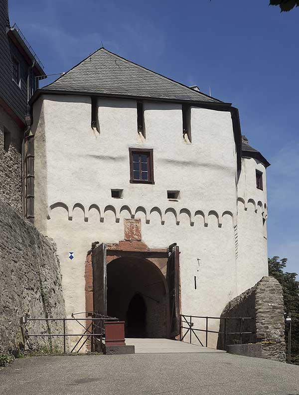 Zugbrückentor